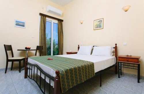 Kamena Vourla Hotel | Hotel Loula Rooms and Apartments