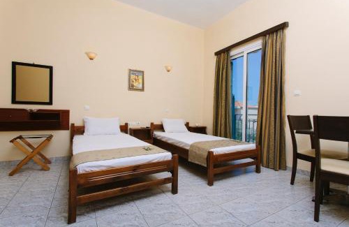 Kamena Vourla Hotel | Hotel Loula Rooms and Apartments