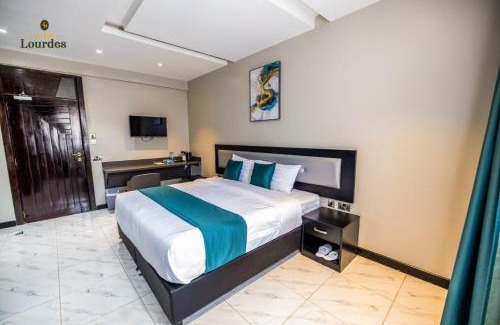 Bondo Hotel | Hotel Lourdes, Siaya
