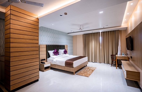 Patia Hotel | HOTEL LUCKY INDIA