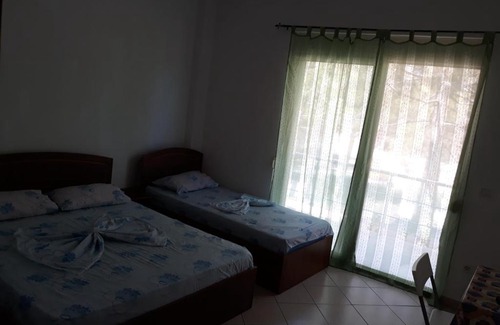 Velipoje Hotel | Hotel Luisi