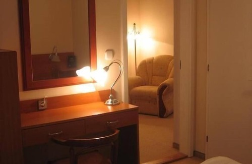 Albertfalva Hotel | Hotel Luna