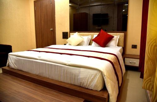 Bodh Gaya Hotel | Hotel M K Plaza