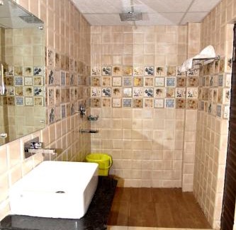 Bodh Gaya Hotel | Hotel M K Plaza