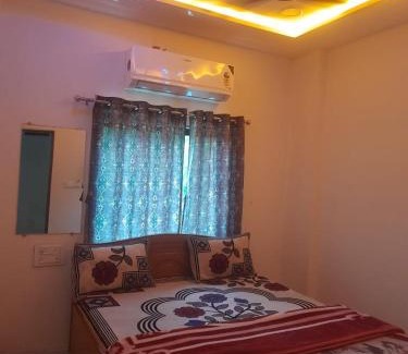Pithai House | HOTEL MADHAV PALACE