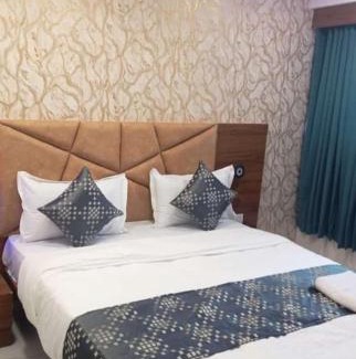 Pithai House | HOTEL MADHAV PALACE