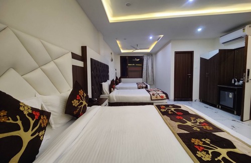 Nagchala Hotel | Hotel Mandi Heights - Bar, Fine Dining & Banquet Hall