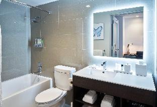 North Hollywood Hotel | Hotel Mariposa