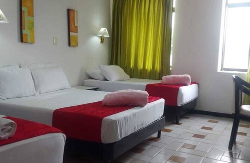 Cartago Hotel | Hotel Mariscal Robledo Cartago