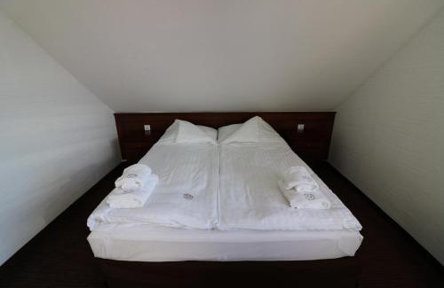 Niedrzwica Koscielna Hotel | Hotel Marzanna