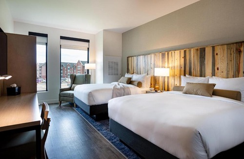 Grand Junction Hotel | Hotel Maverick
