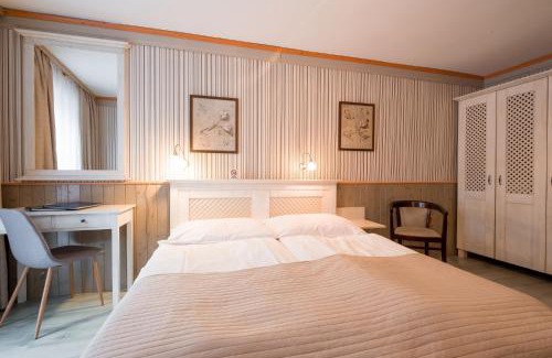 Frymburk Hotel | Hotel Maxant