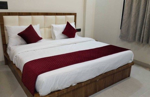 Sitapura Hotel | Hotel MB Grand