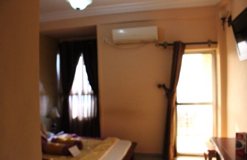 Dschang Hotel | Hotel Mbouoh Star Palace