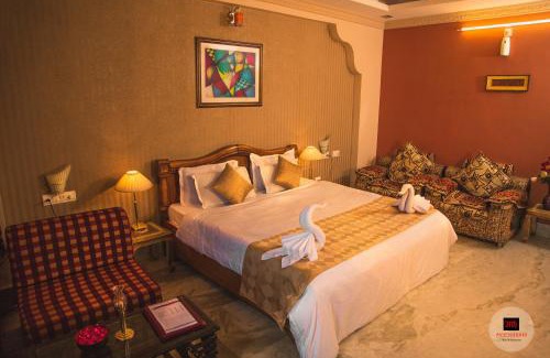 Udaipur District Hotel | Hotel Meenakshi Udaipur - Family Preffered Hotel