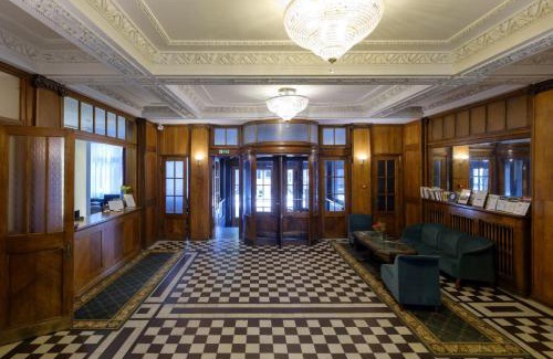 Liberty Avenue Hotel | Hotel Metropolis