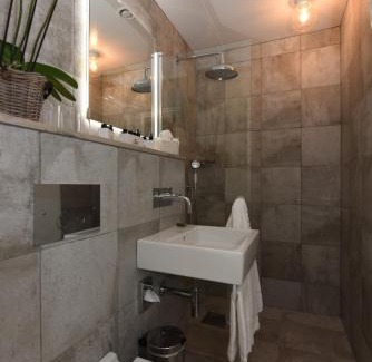 Stoten Hotel | Hotel Mezzo
