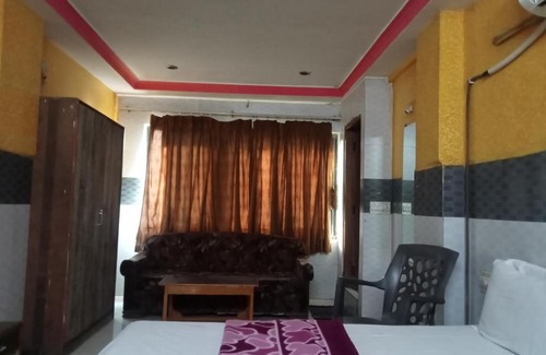 Ahmedabad Hotel | Hotel Miracle