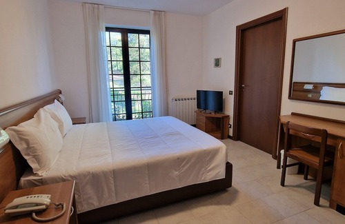 Montegrino Valtravaglia Hotel | Hotel Montegrino Lakeview