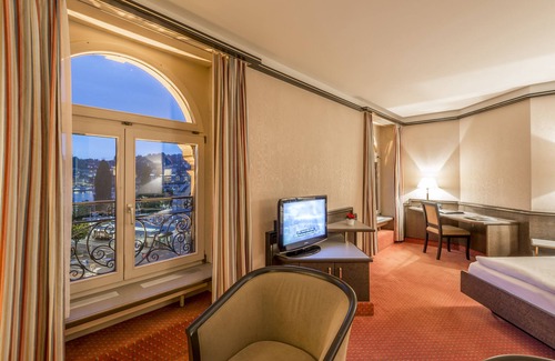 Lucerne Hotel | Hotel Monopol
