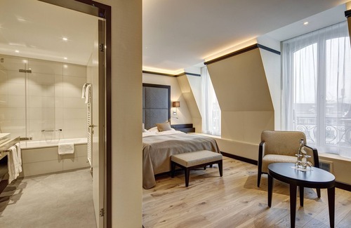 Lucerne Hotel | Hotel Monopol