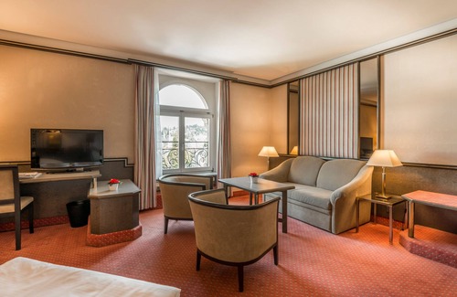 Lucerne Hotel | Hotel Monopol