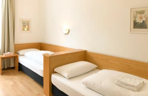 Unterbilk Hotel | Hotel Moon