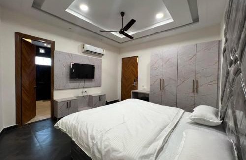 Phagwara Hotel | Hotel Moon Light