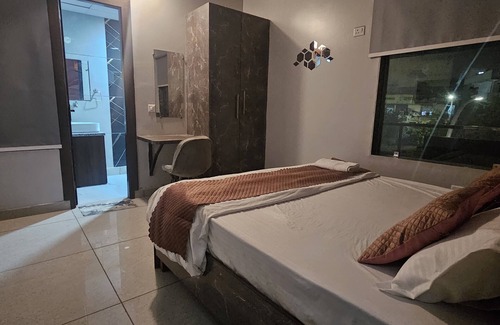 Noida House | Hotel MoonLit Noida