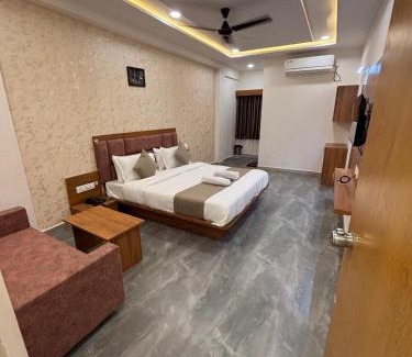 Bharuch Hotel | Hotel Mountain