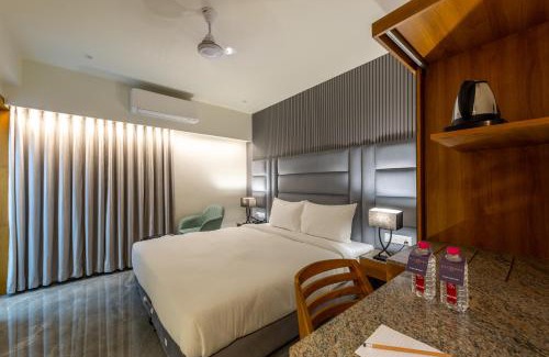 Ellis Bridge Hotel | Hotel Nalanda