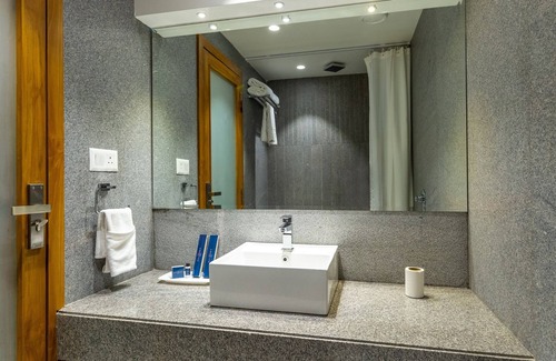 Ellis Bridge Hotel | Hotel Nalanda