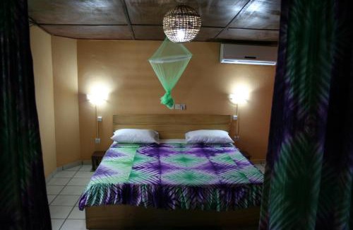 Lome Hotel | Hotel Napoleon Lagune