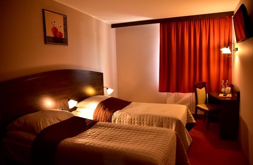 Nekla Hotel | Hotel Nekla