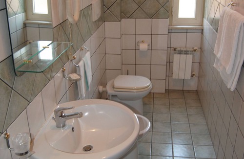 Lariano Hotel | Hotel Nespolo D'Oro