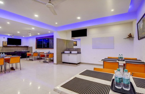 Lakshminarayana Pura Apartment | Hotel Nevesa Inn