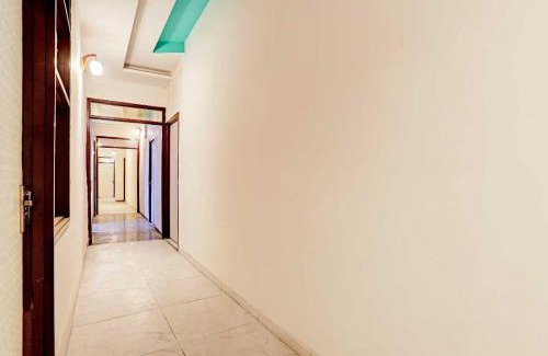 Anand Vihar Hotel | Hotel O Adarsh Nagar Metro Station Delhi Formerly Family Inn