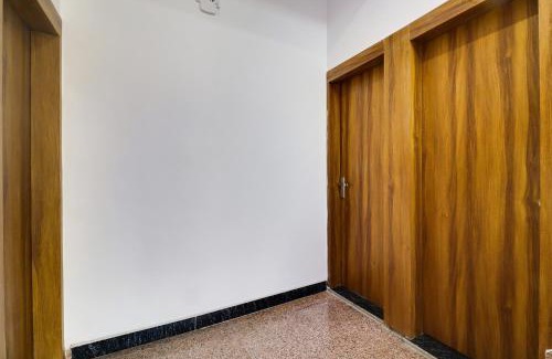 Aligarh Hotel | Hotel O ANNU RESIDENCY