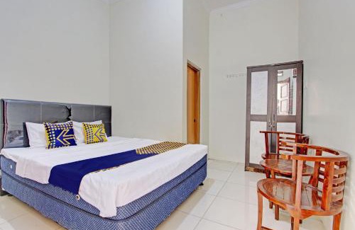 Jatibarang Hotel | Hotel O Guest House Cemara 1 Syariah