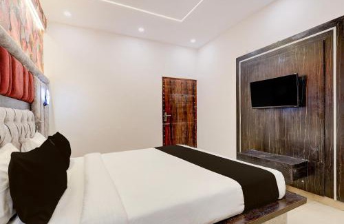 Thanesar Hotel | Hotel O JC Luxury Hotel