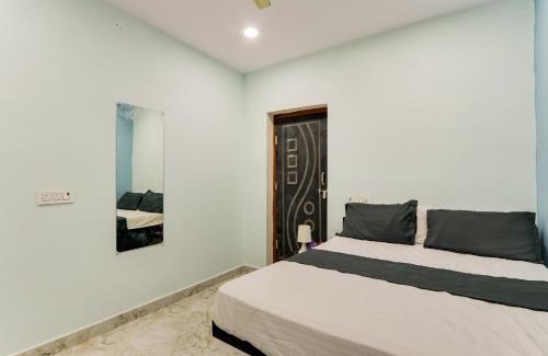 Farooq Nagar Hotel | Hotel O SG TRINETRA RESIDENCY
