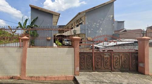 Enrekang Hotel | Hotel O Wisma Astukara Syariah Near Sejahtera Department Store Pinrang