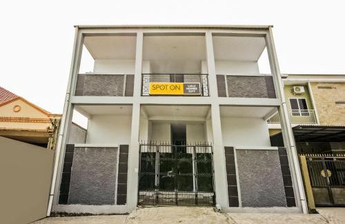 Pangkajene Hotel | Hotel O Wisma La Oda Syariah