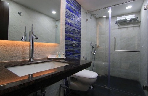 Kolkata Hotel | Hotel O2 Oxygen