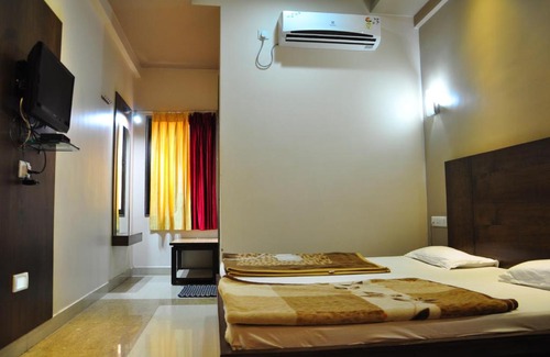 Mount Abu Hotel | Hotel Oasis