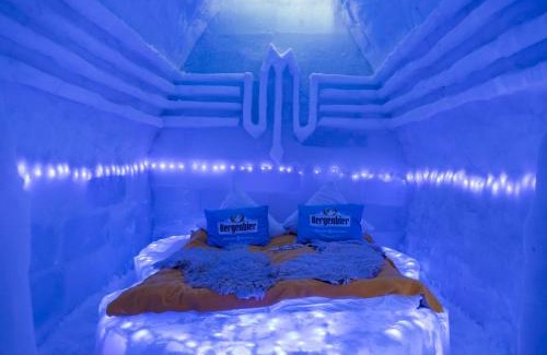 Cartisoara Hotel | Hotel of Ice Transylvania