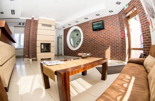 Brzezinka Hotel | Hotel Olecki