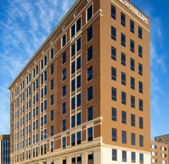 Downtown Hotel | Hotel On Phillips