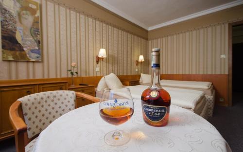 Nymburk Hotel | Hotel Ostrov