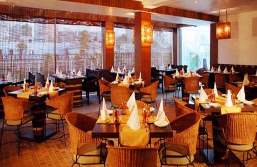 Connaught Place Hotel | Hotel Palace Heights